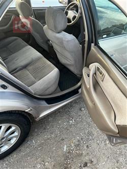 تۆیۆتا کامری